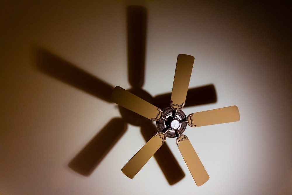 How To Quiet A Noisy Ceiling Fan? How To Quiet A Noisy Ceiling Fan?